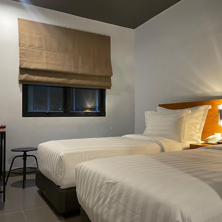 D'Primahotel Lagoi Bintan エクステリア 写真